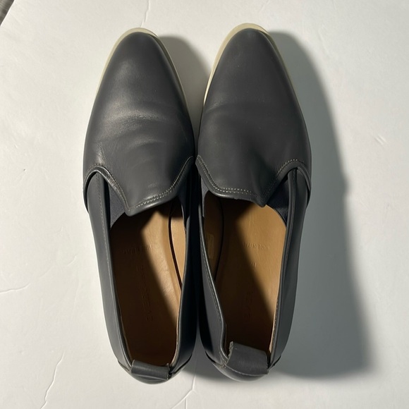 Everlane -,Gray Italian Leather Slip-On Shoes - size 10 - Picture 2 of 7